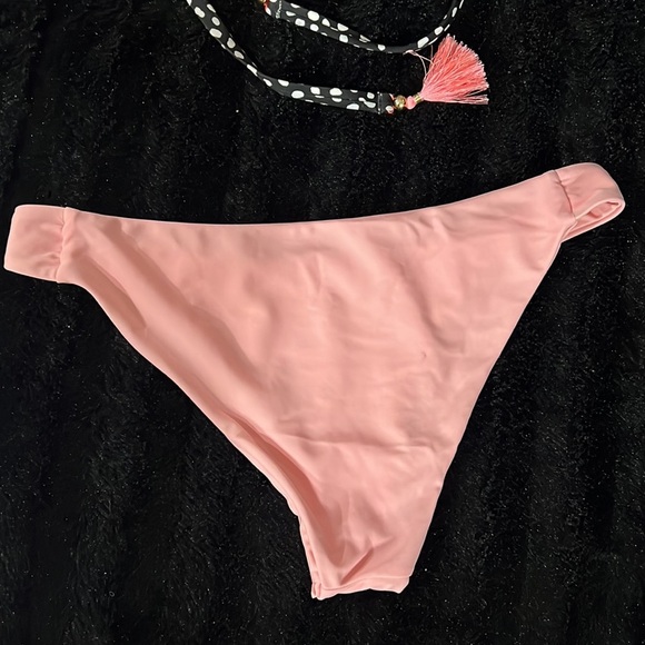 Coral Victoria’s Secret New Set Push-up Bikini - Picture 5 of 11